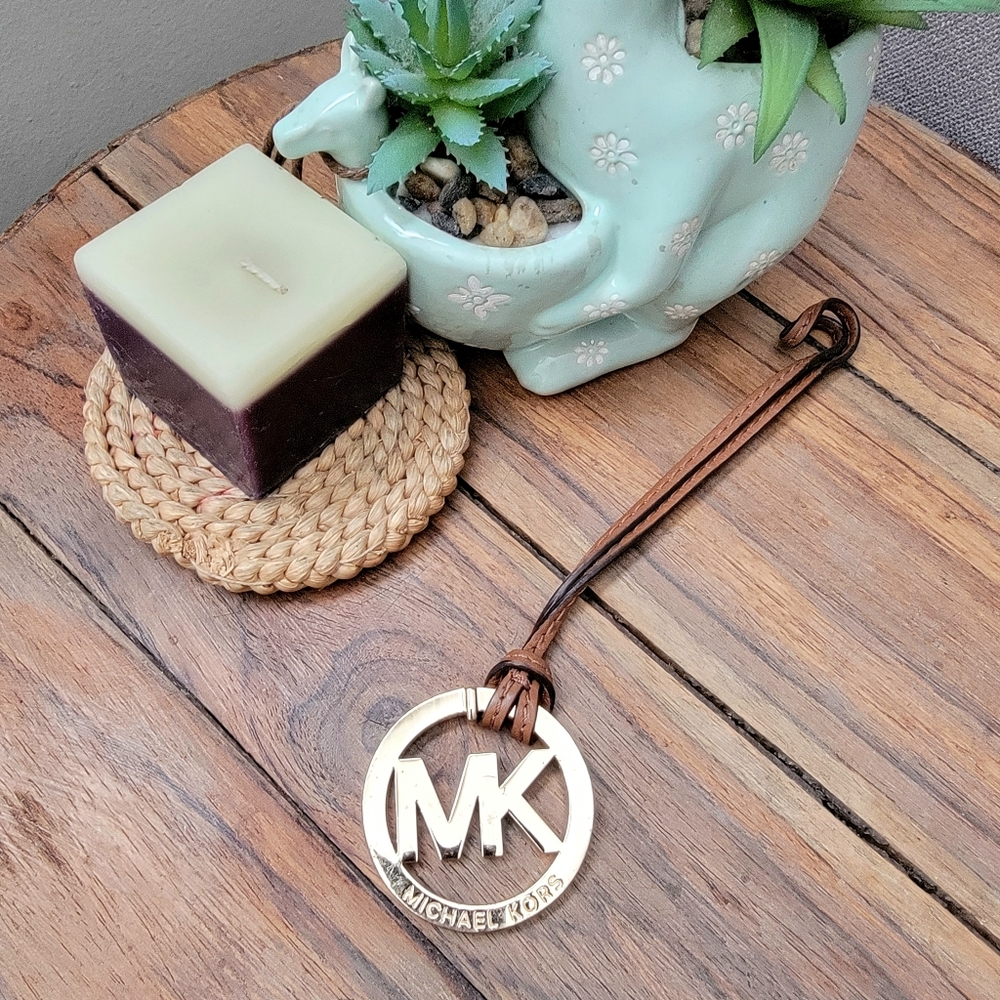 Michael kors bag charm keychain